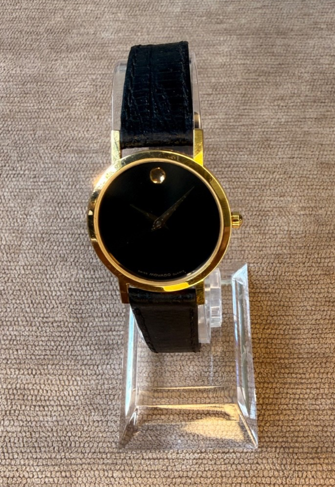 Movado Museum 87.A1.832 Ladies Watch Black Dial Gold Tone Swiss Quartz Serviced