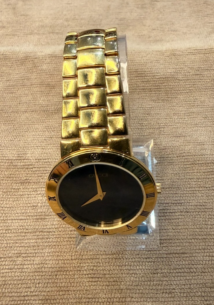 Gucci 3300.2 Vintage Gold Plated Quartz Watch – Black Dial – very nice