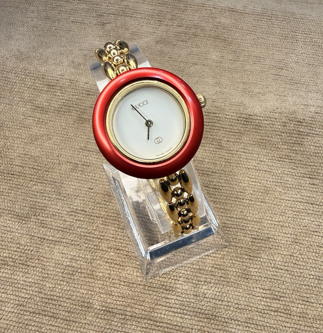 Gucci 1100L Gold bracelet Watch – Swiss Made, serviced, 3 Interchangeable Bezels