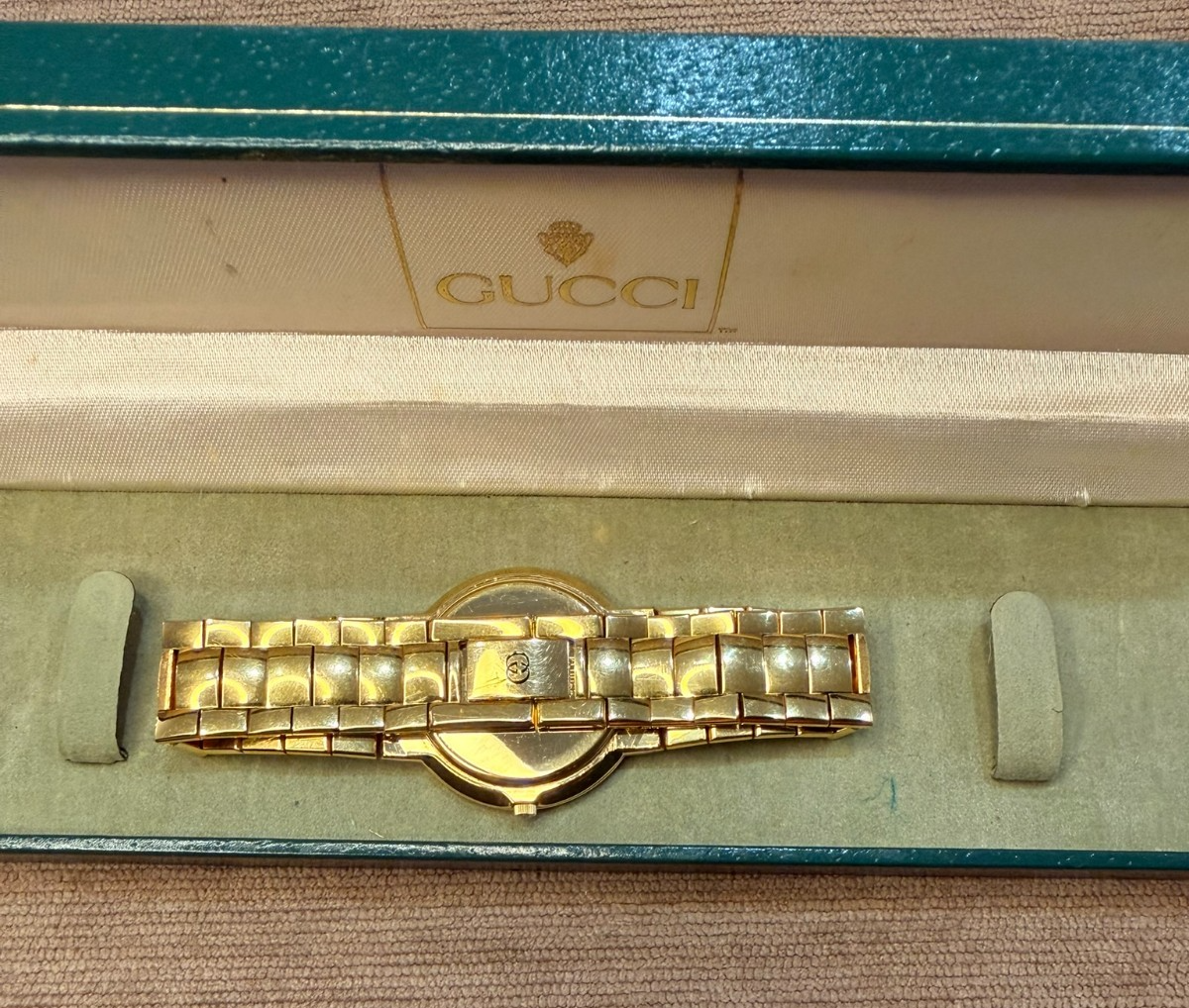 Gucci 3300M Vintage Gold Plated Quartz Watch – Gold Dial – Mint