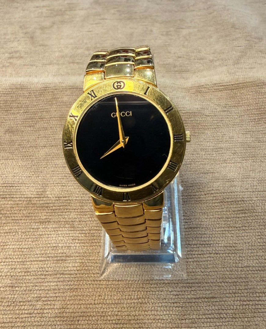 Gucci 3300.2 Vintage Gold Plated Quartz Watch – Black Dial – very nice