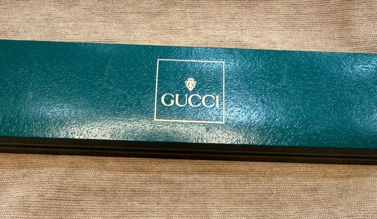 Gucci 3300M Vintage Gold Plated Quartz Watch – Gold Dial – Mint