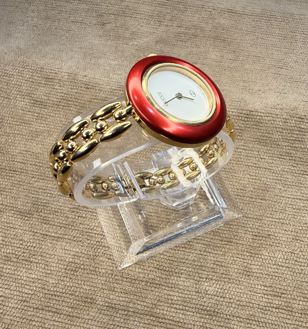 Gucci 1100L Gold bracelet Watch – Swiss Made, serviced, 3 Interchangeable Bezels