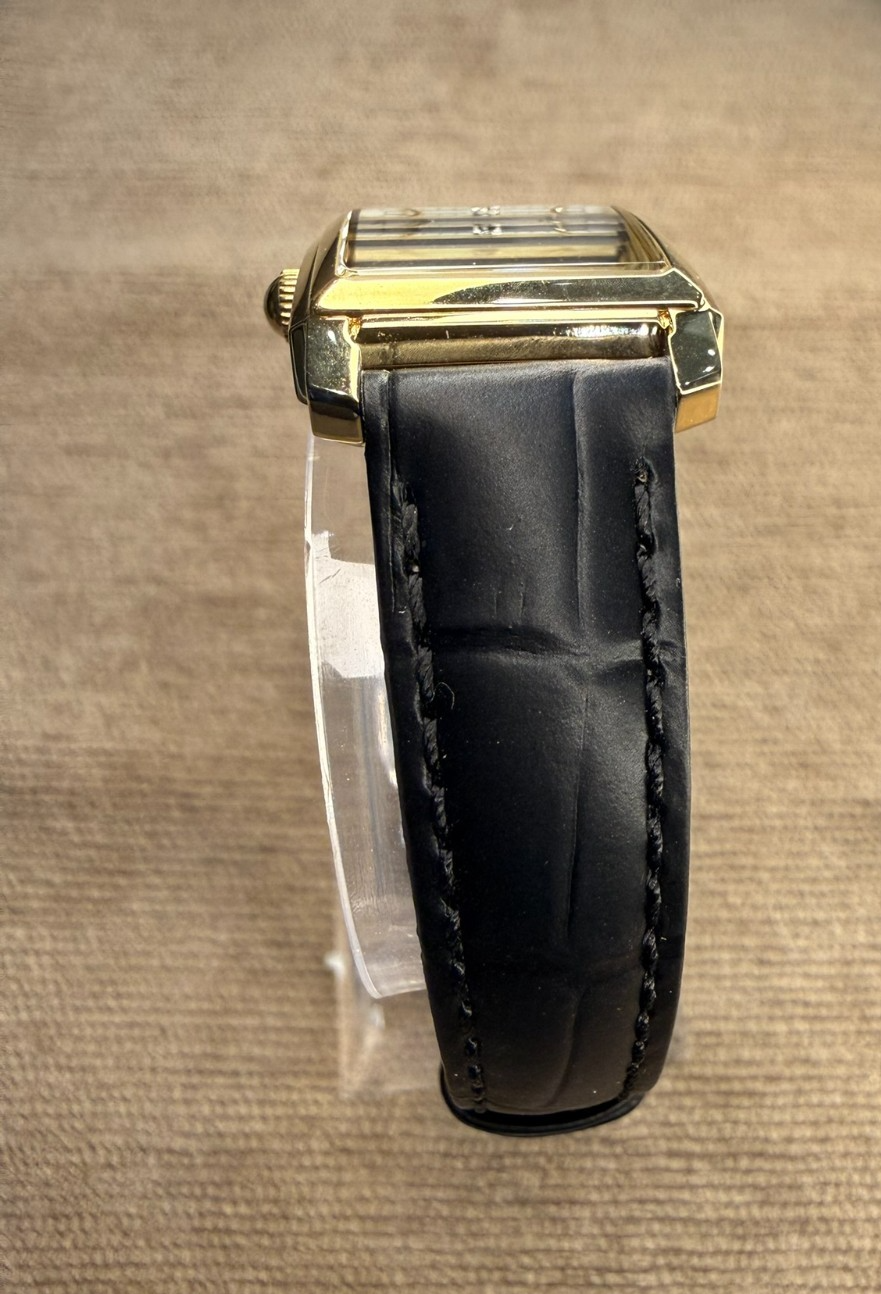 Bulova Sutton 97P166 Women’s Gold Tone Mother of Pearl Diamond Watch NIB