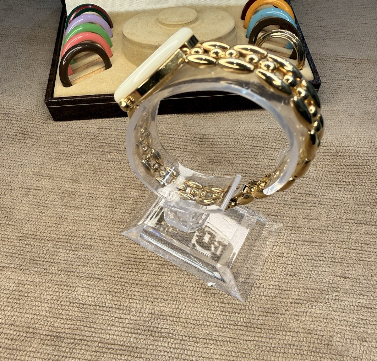 Vtg Gucci 1100L Bracelet Watch Set - SERVICED -New Crystal- 11 Bezels