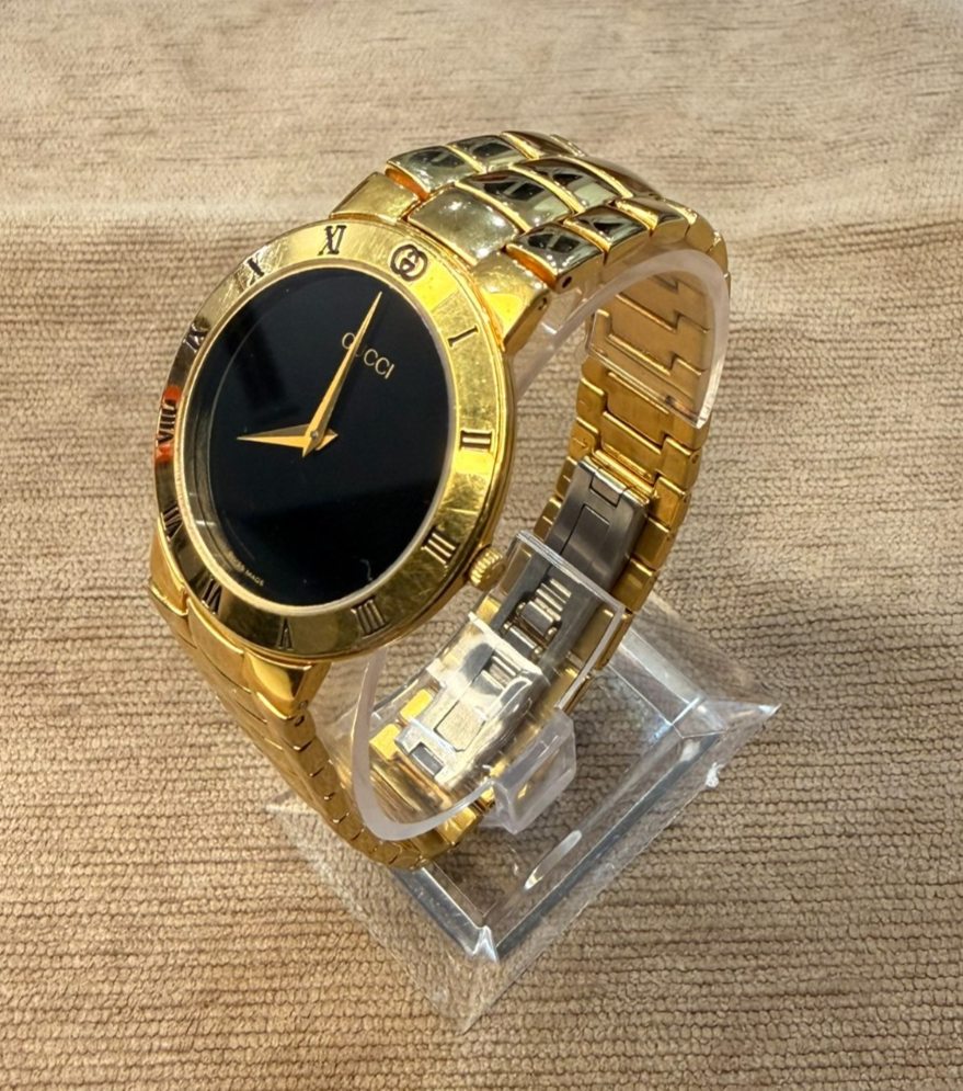 Gucci 3300.2 Vintage Gold Plated Quartz Watch – Black Dial – very nice
