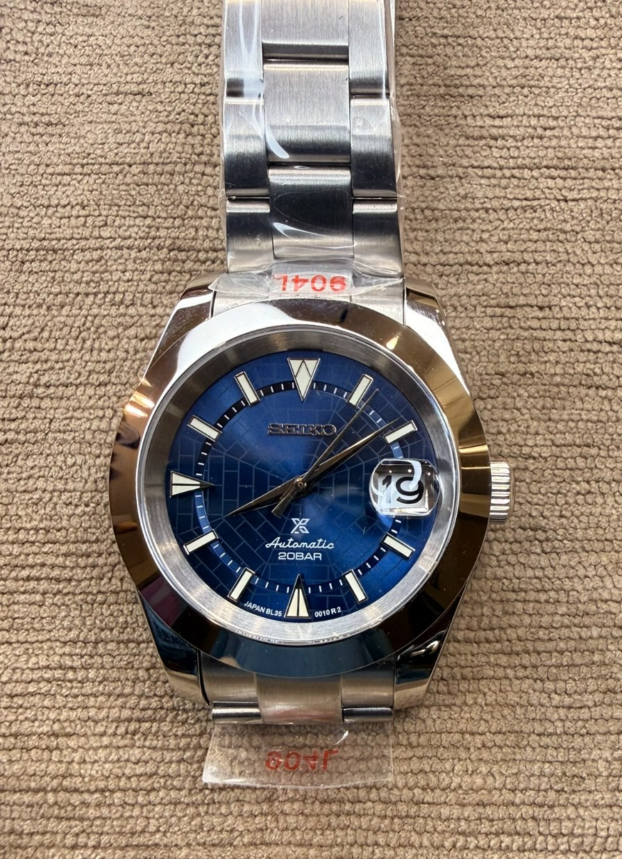 Custom Seiko Mod 39mm Blue Dial NH35 Automatic Oyster Bracelet Exhibition Back