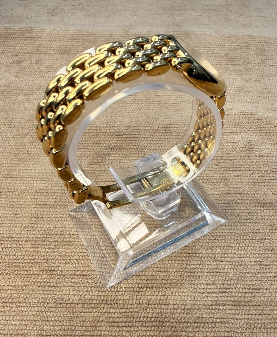 Cyma Swiss Ladies Gold Tone Oval Mother of Pearl Dial Quartz Watch Panel