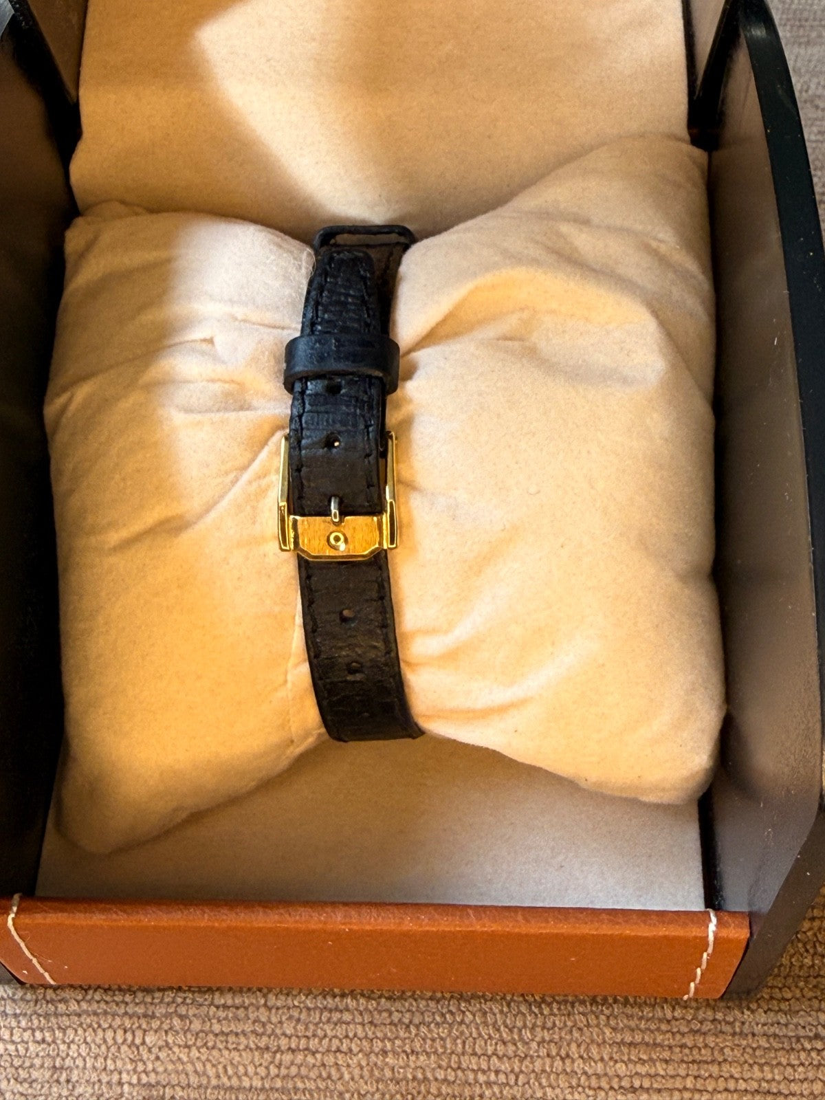 Movado Museum 87.A1.832 Ladies Watch Black Dial Gold Tone Swiss Quartz Serviced