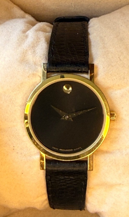 Movado Museum 87.A1.832 Ladies Watch Black Dial Gold Tone Swiss Quartz Serviced